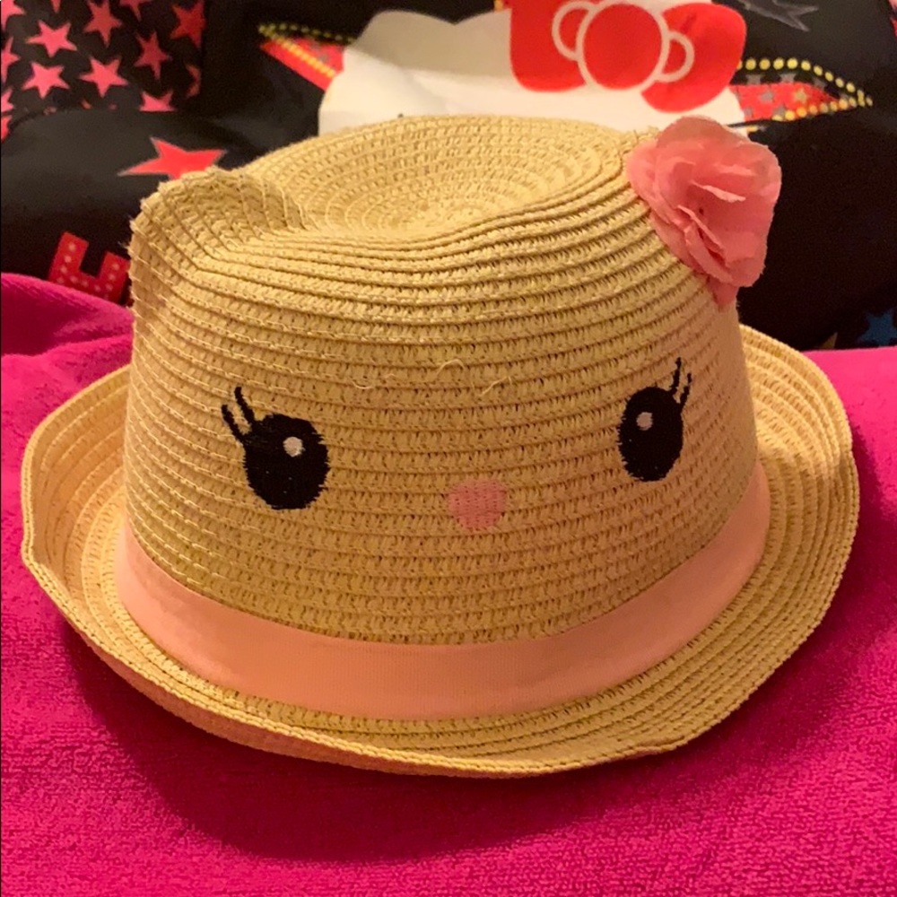 Hats ๐ โ๏ธ - Picture 2 of 8